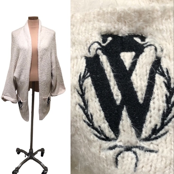 Wildfox White Label Cardigan Sweater Size XS Cream Eyelash Embroidered Monogram - Picture 1 of 11